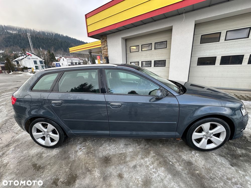 Audi A3 Sportback - 3