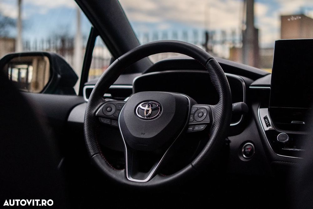 Toyota Corolla 1.8 HSD TS Exclusive - 18