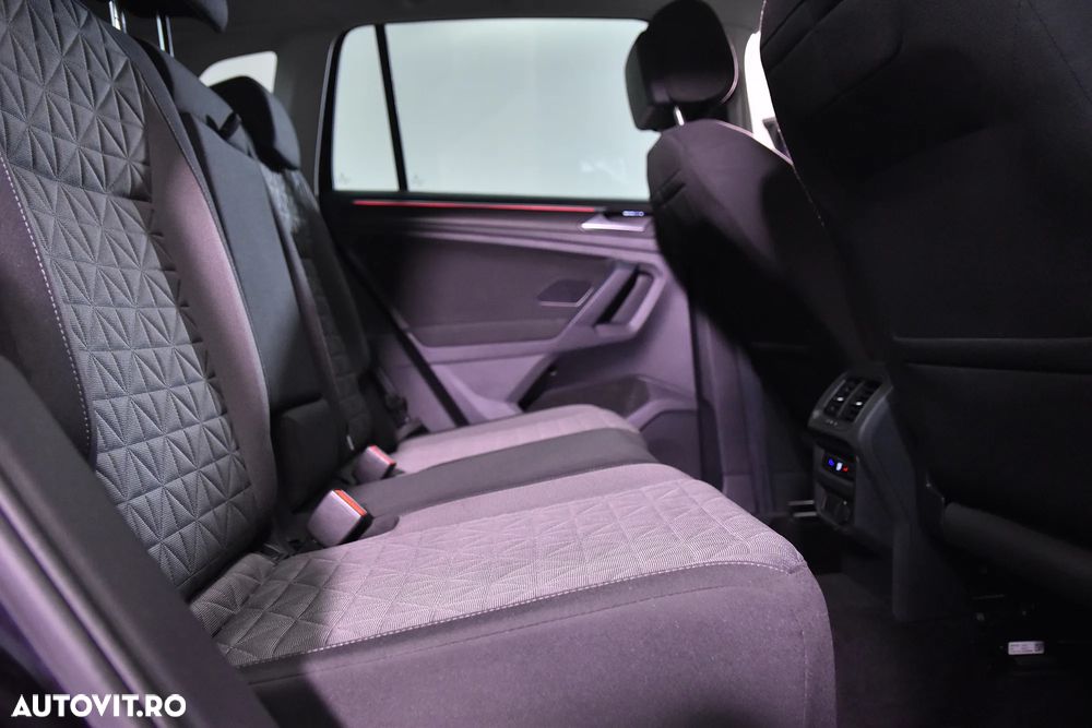 Volkswagen Tiguan - 13