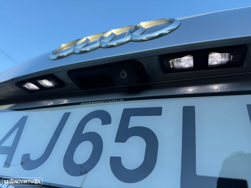 Audi Q3 45 TFSIe S tronic - 11