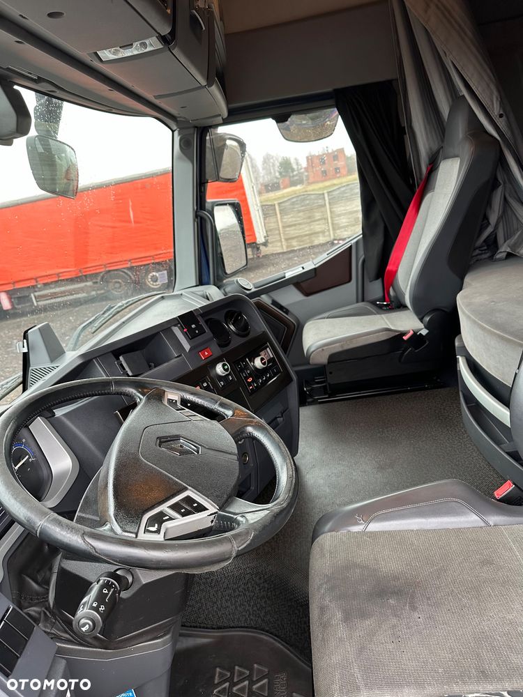 Renault GAMAT T460 - 12