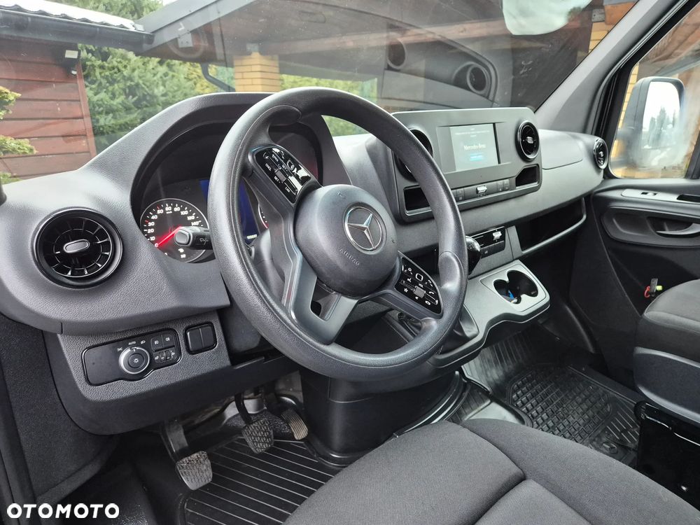 Mercedes-Benz Sprinter 317 Salon Polska Gwarancja 05.2027 Winda Firanka - 7