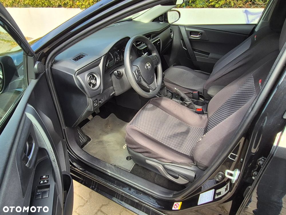 Toyota Auris 1.33 VVT-i Active - 10