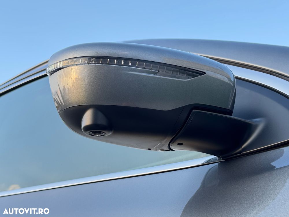 Nissan Qashqai 1.6 DCI Xtronic TEKNA+ - 32