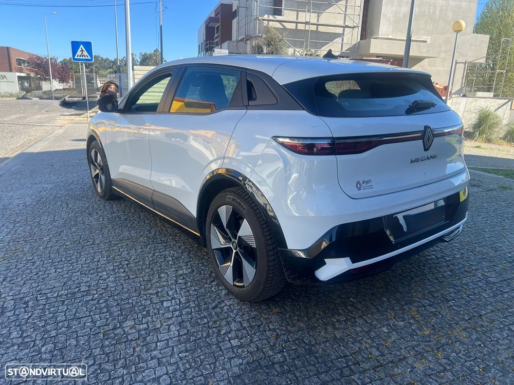 Renault Mégane E-Tech EV60 220hp optimum charge Equilibre - 11