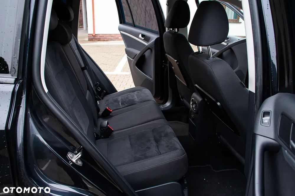 Volkswagen Tiguan 2.0 TDI 4Mot R-Style DSG - 25