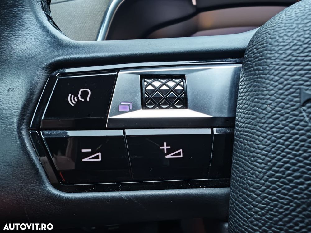 DS Automobiles DS 7 Crossback ver-1-6-t--gdi-hev-6at-4x2-business-line - 30