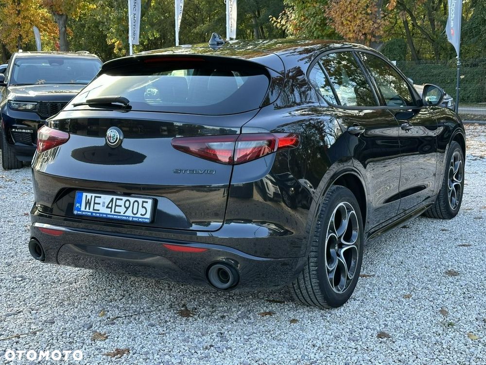 Alfa Romeo Stelvio 2.0 Turbo Veloce Q4 - 7