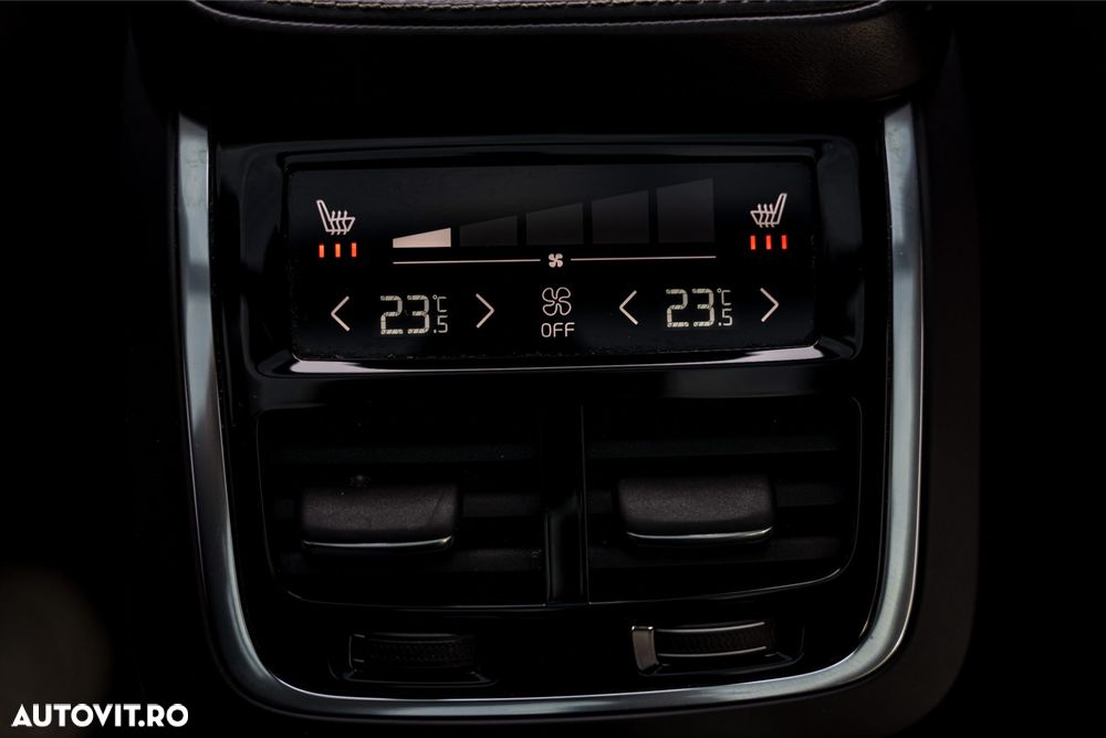 Volvo XC 90 D5 AWD Geartronic Inscription - 39