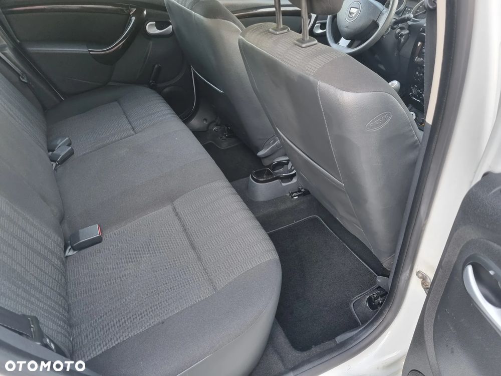 Dacia Duster 1.6 16V 105 4x4 Prestige - 26