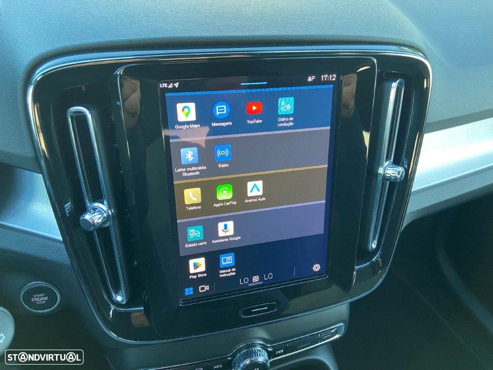 Volvo XC 40 2.0 B3 Core - 21