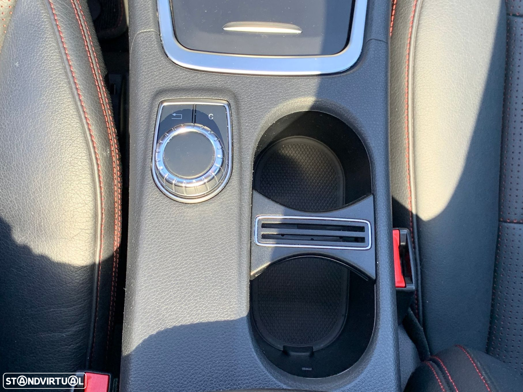 Mercedes-Benz GLA 220 CDi AMG Line 4-Matic - 41