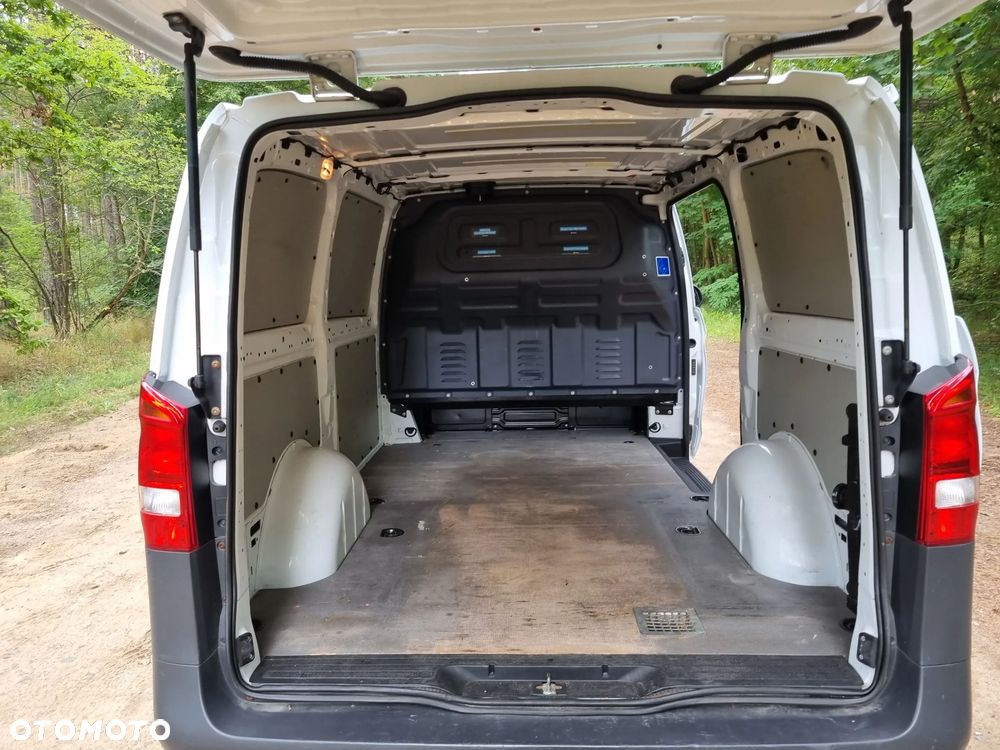 Mercedes-Benz Vito - 19