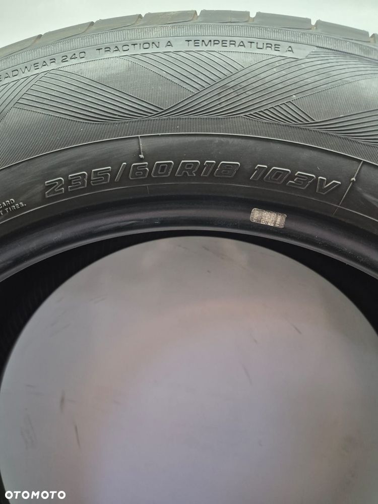 Opony 235 60 18 Yokohama Advan Sport - 5