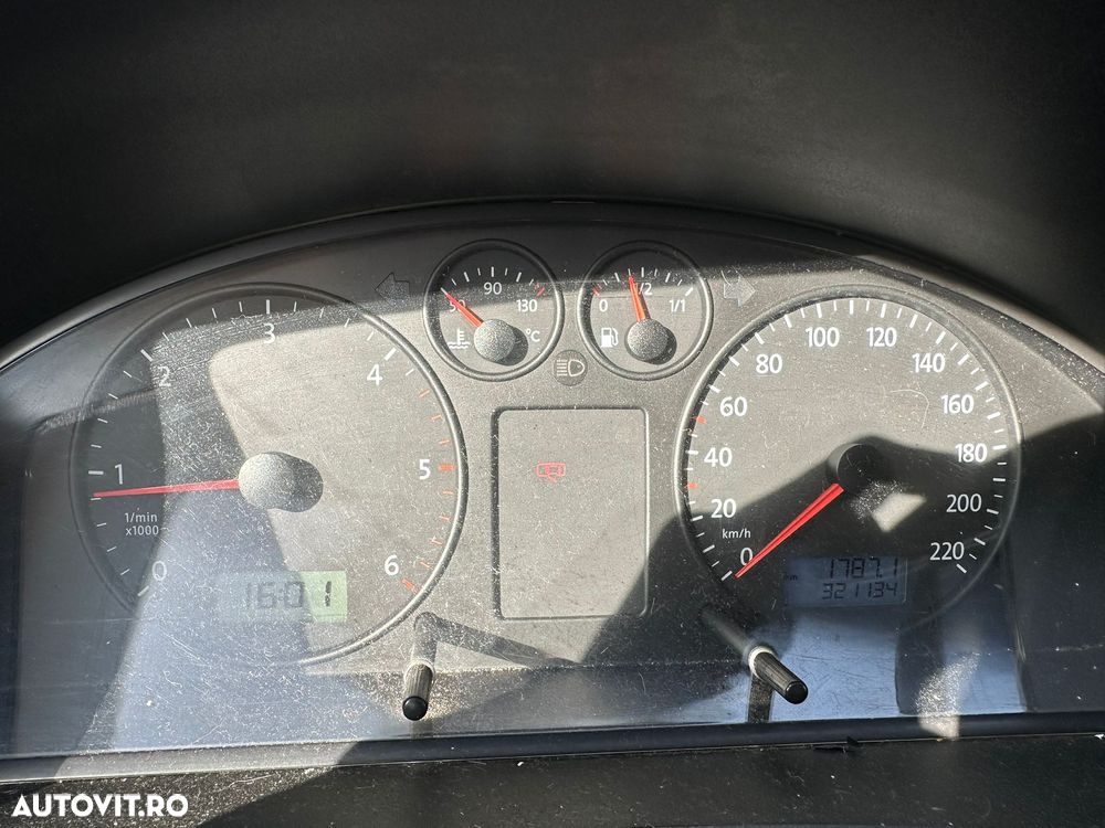 Volkswagen Transporter - 12