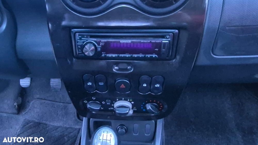 Dacia Duster dCi 110 FAP 4x2 Laureate - 13