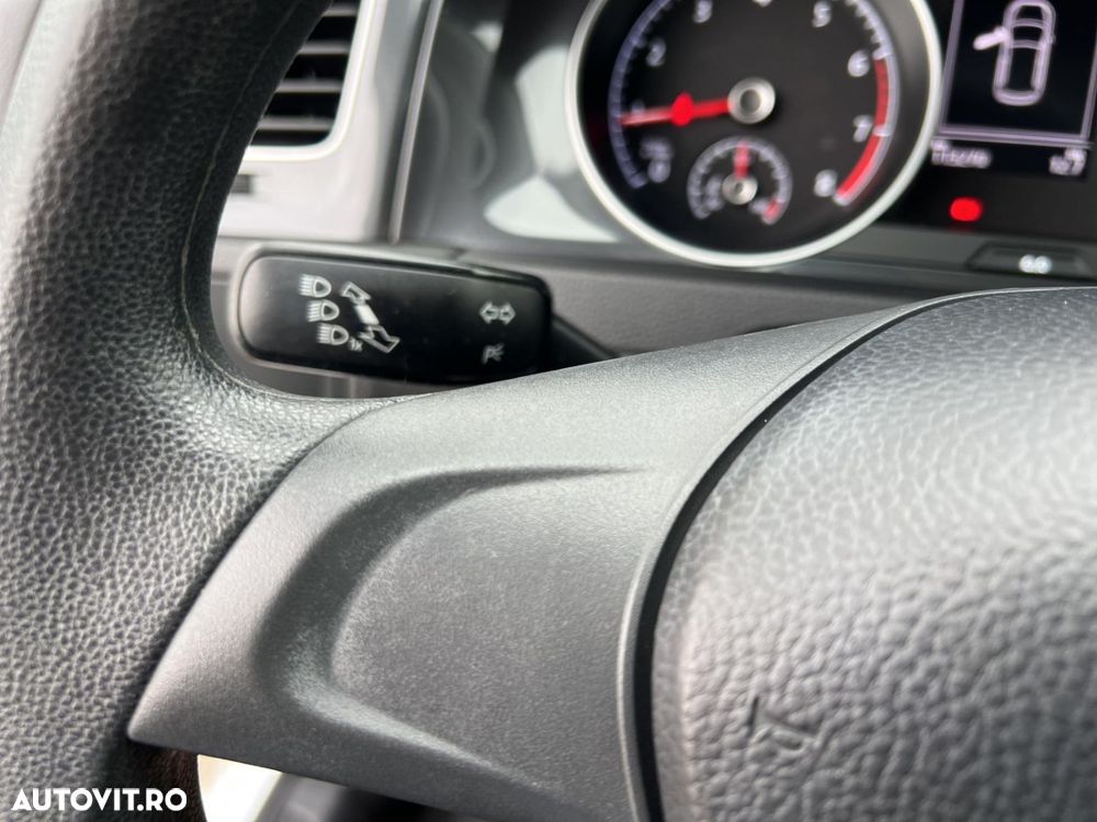 VOLKSWAGEN Golf 2020 — imagine 22