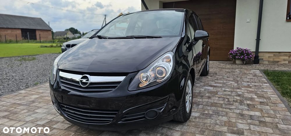 Opel Corsa 1.2 16V Innovation - 2