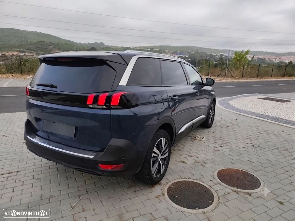 Peugeot 5008 PureTech 130 EAT8 Stop & Start Allure Pack - 4