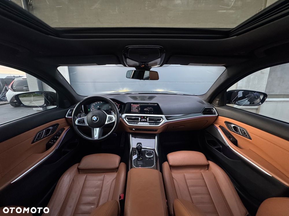 BMW Seria 3 330i M Sport - 7