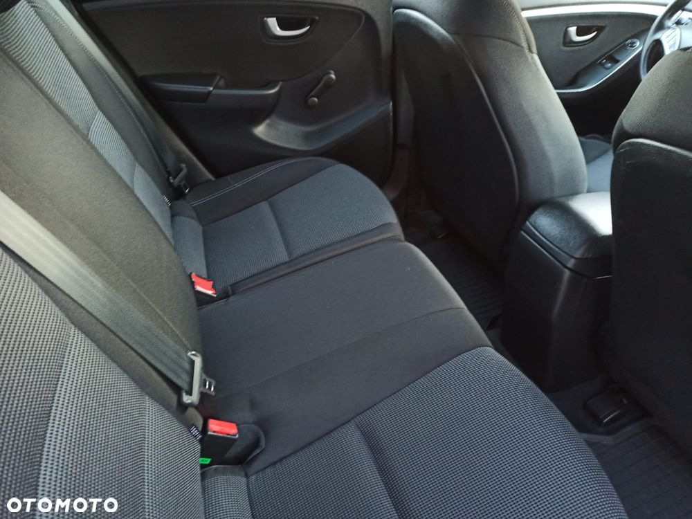 Hyundai i30 1.6 GDI Comfort - 22