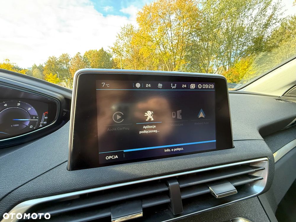 Peugeot 3008 1.5 BlueHDi Allure S&S EAT8 - 36