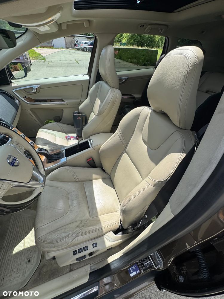 Volvo XC 60 D4 AWD Summum - 5