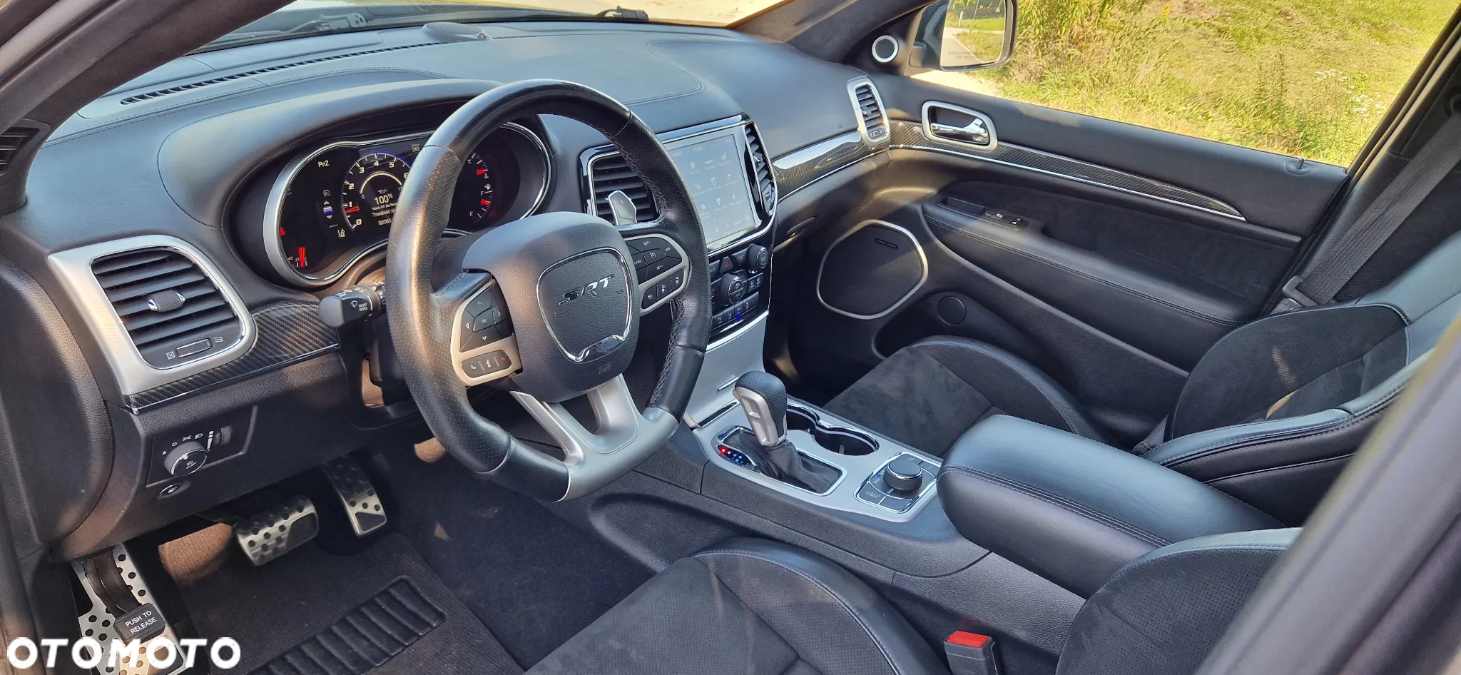 Jeep Grand Cherokee - 10