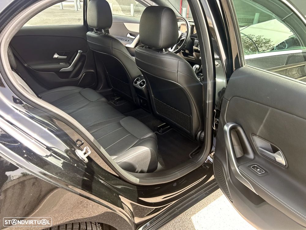 Mercedes-Benz A 180 d Business Solutions Grande Frota - 17