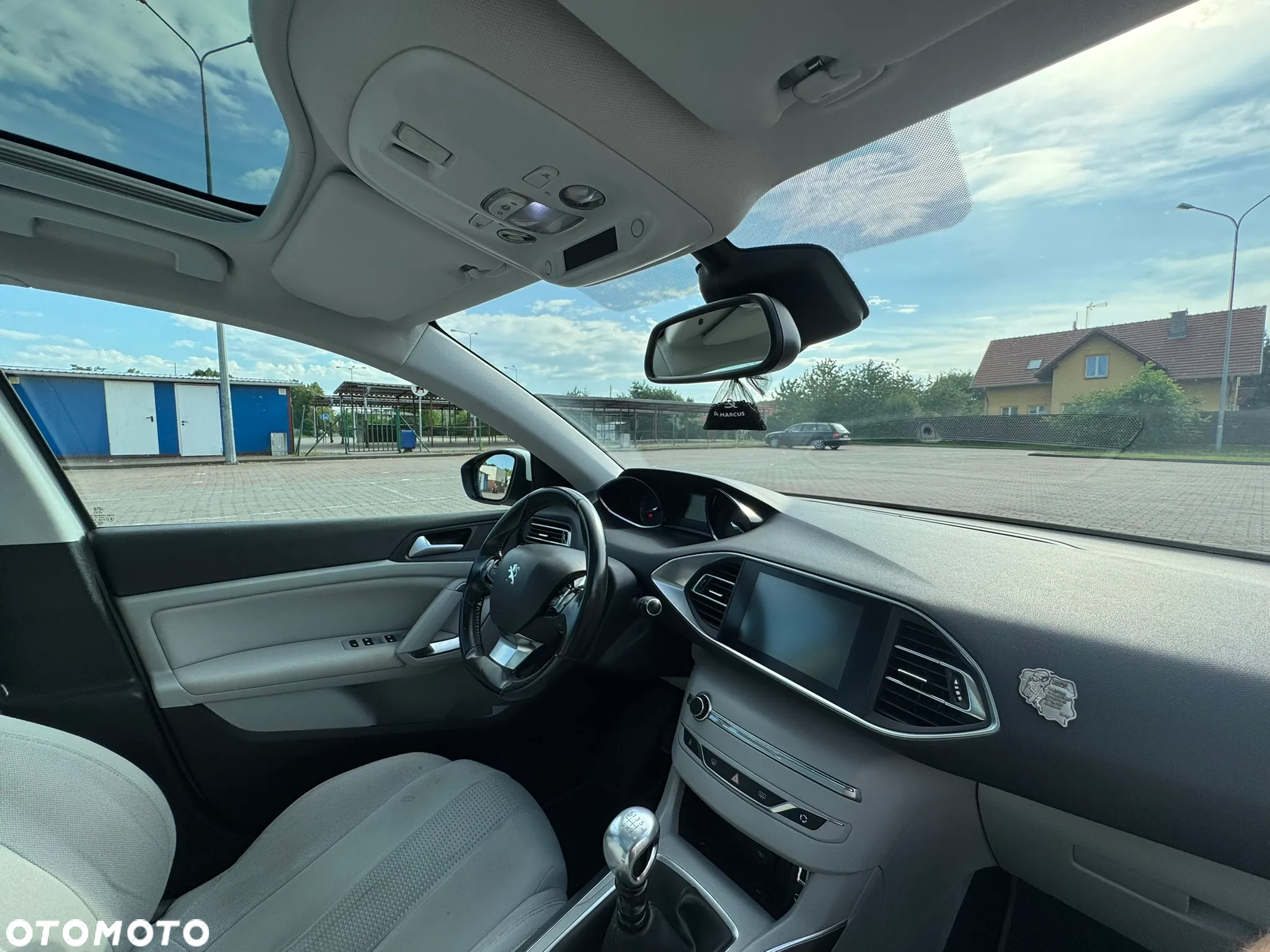 Peugeot 308 - 25