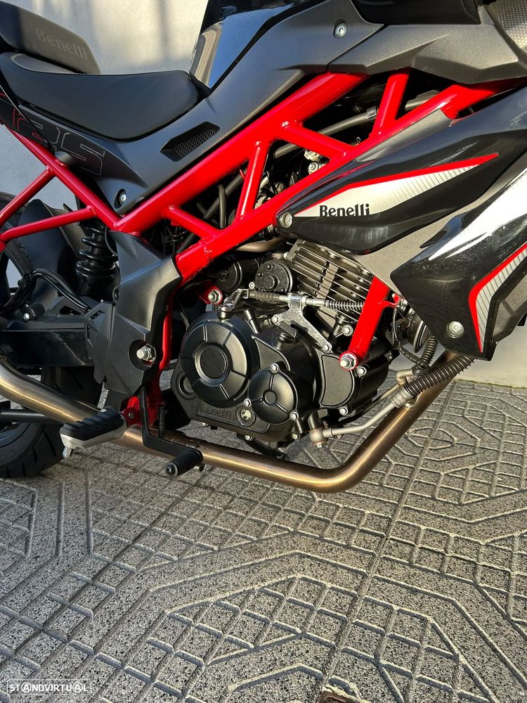 Benelli 125 Benelli BN 125 - 10