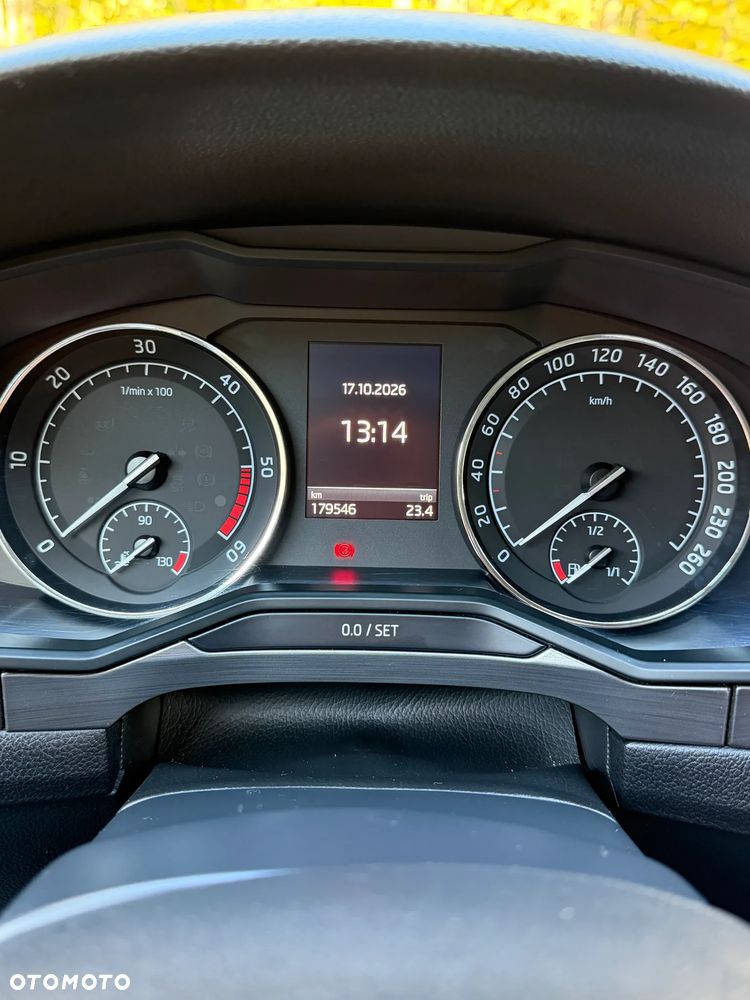 Skoda Superb - 25