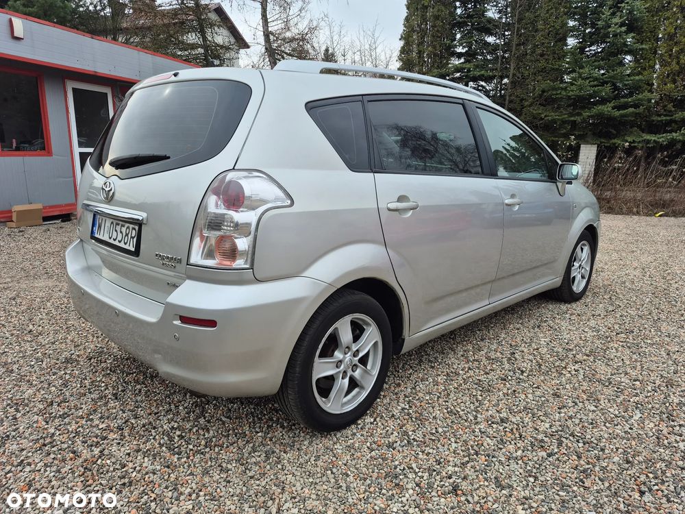Toyota Corolla Verso 2.2 D-4D DPF Sol - 6