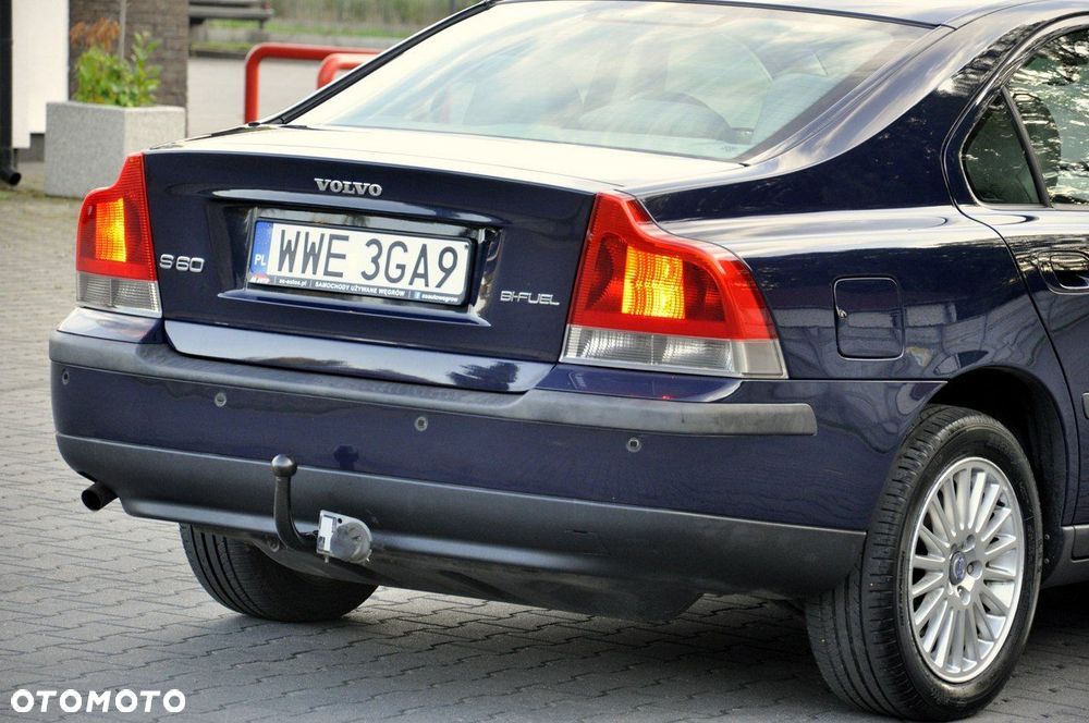 Volvo S60 2.4 Momentum - 17