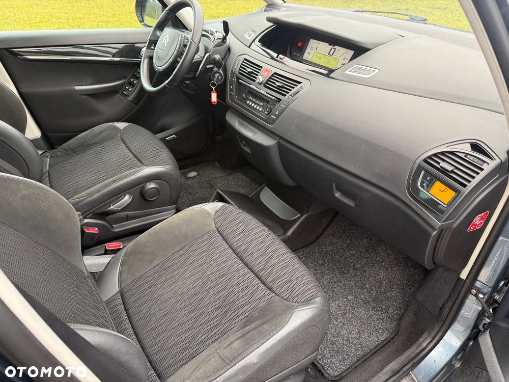 Citroën C4 Picasso 2.0 HDi FAP EGS6 Exclusive - 32