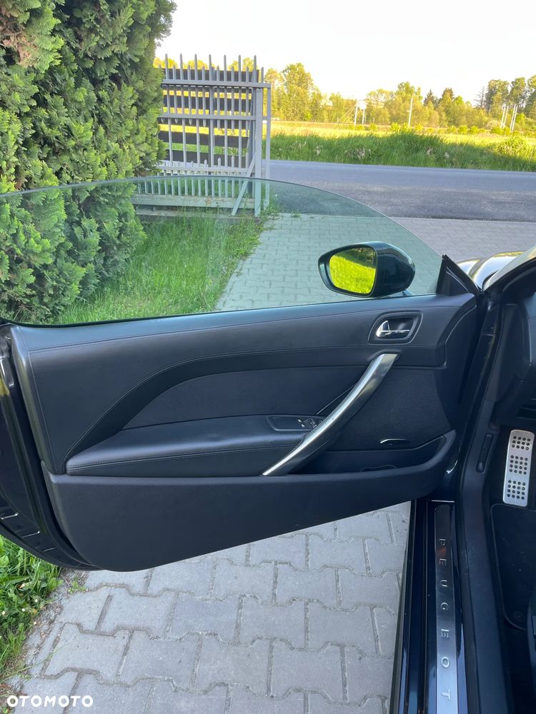 Peugeot RCZ 2.0 HDi FAP 165 - 2