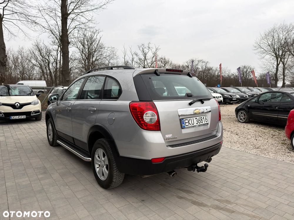 Chevrolet Captiva 2.4 2WD 7 Sitzer LS - 13