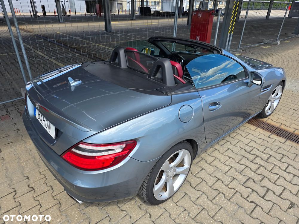 Mercedes-Benz SLK 350 BlueEFFICIENCY 7G-TRONIC Edition 1 - 7