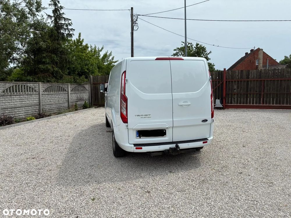 Ford Transit Custom - 11