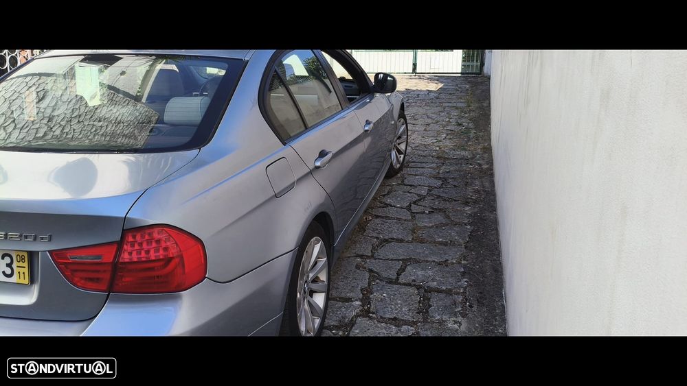 BMW 320 — photo 5