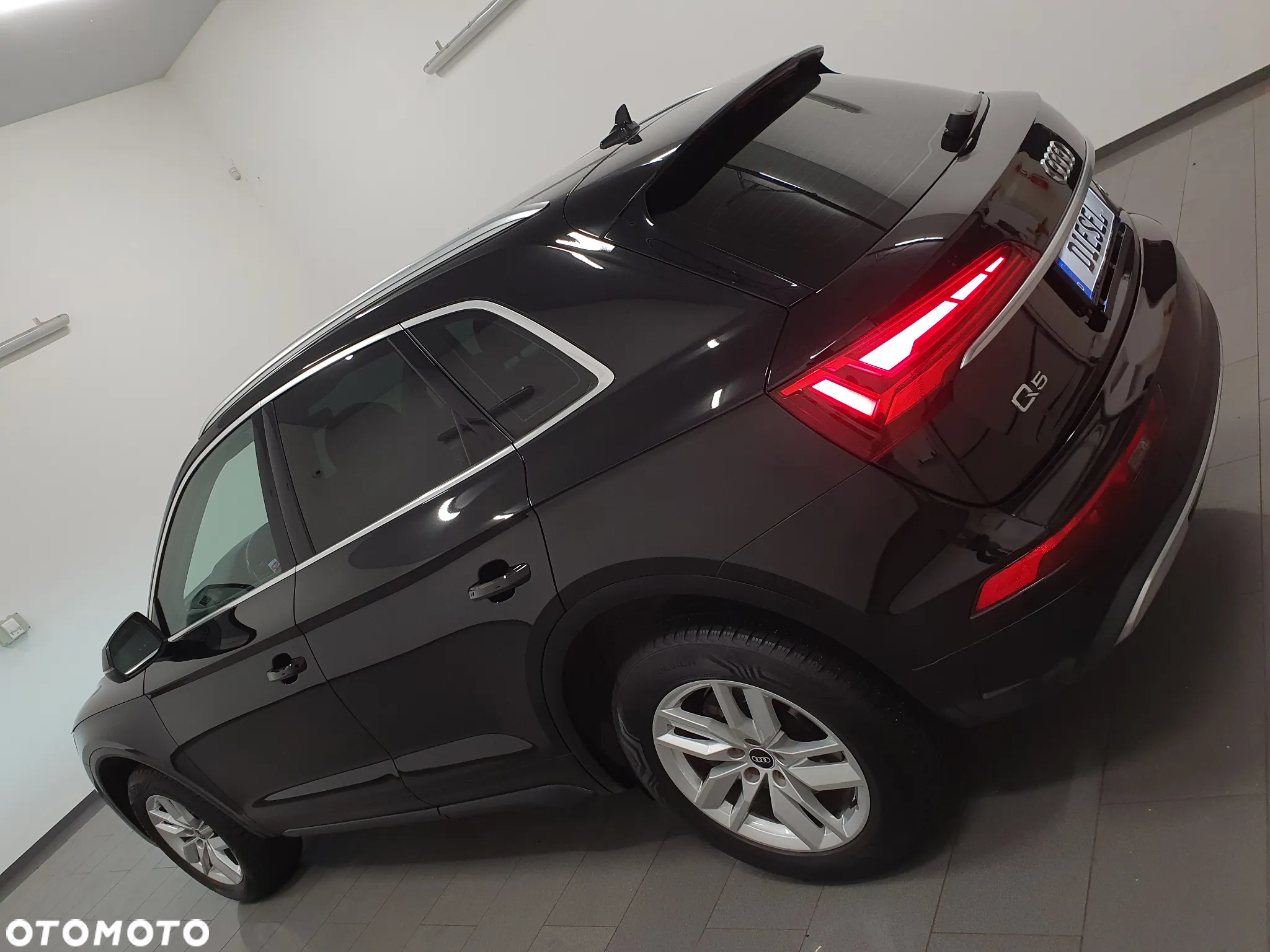 Audi Q5 40 TDI quattro S tronic sport - 34
