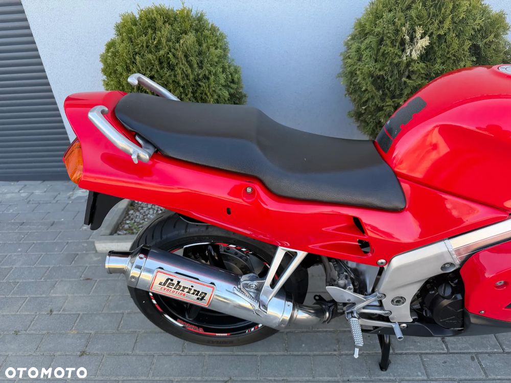 Honda VFR - 19