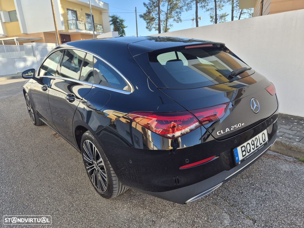 Mercedes-Benz CLA 250 e Shooting Brake Progressive - 2