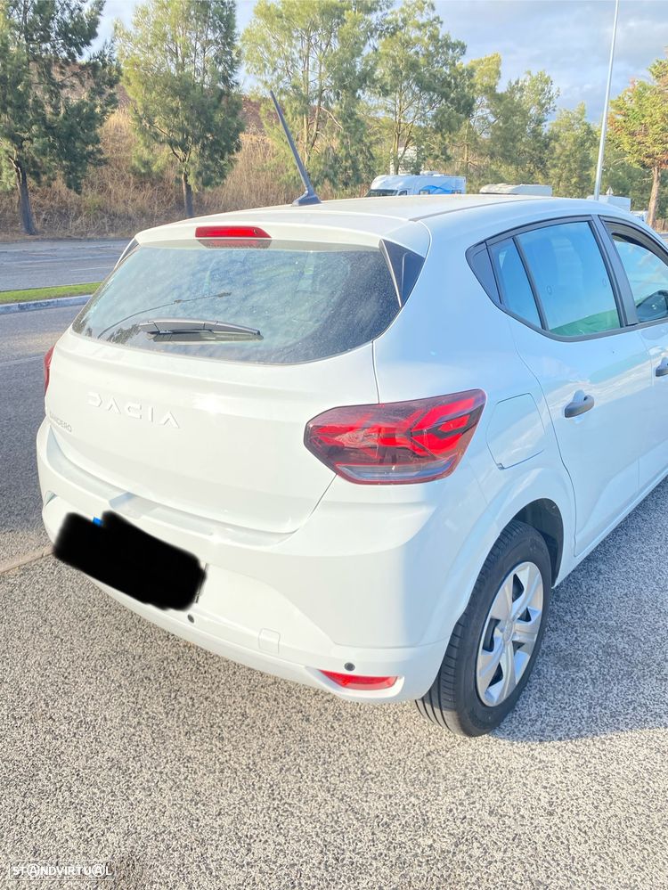 Dacia Sandero - 5