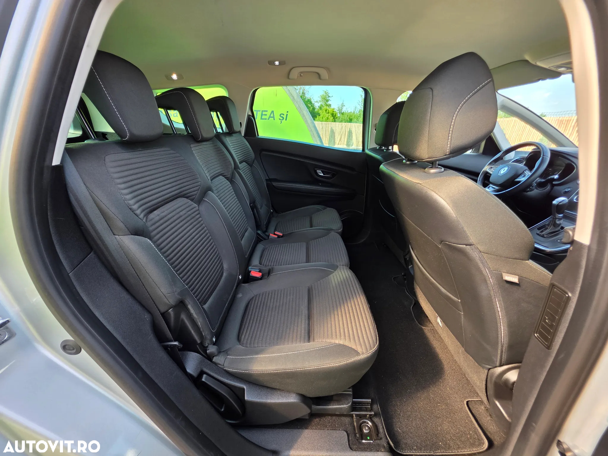 Renault Grand Scenic BLUE dCi 120 EDC BUSINESS EDITION - 20