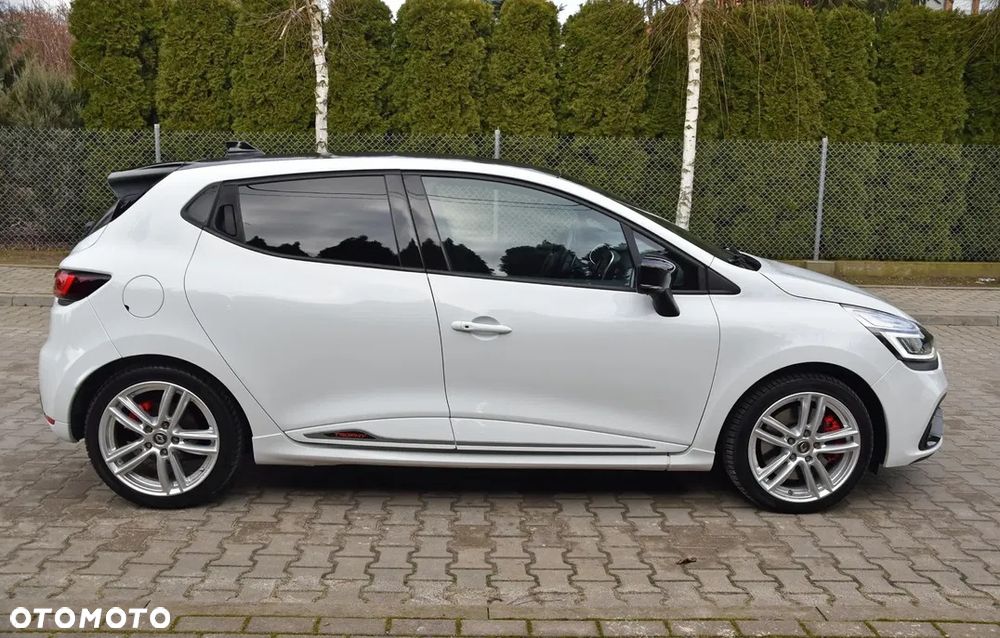 Renault Clio 1.6 R.S 220 EDC - 6