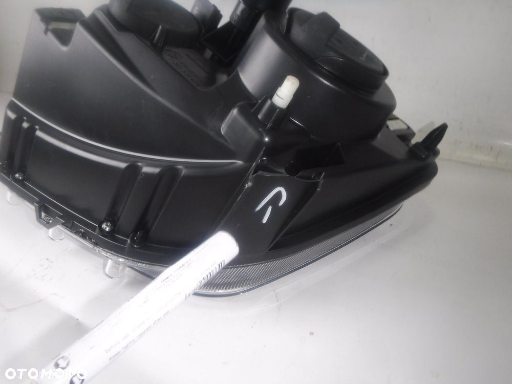 DACIA DUSTER  1 LAMPA PRZÓD PRAWA NOWA ORYG USZK - 3