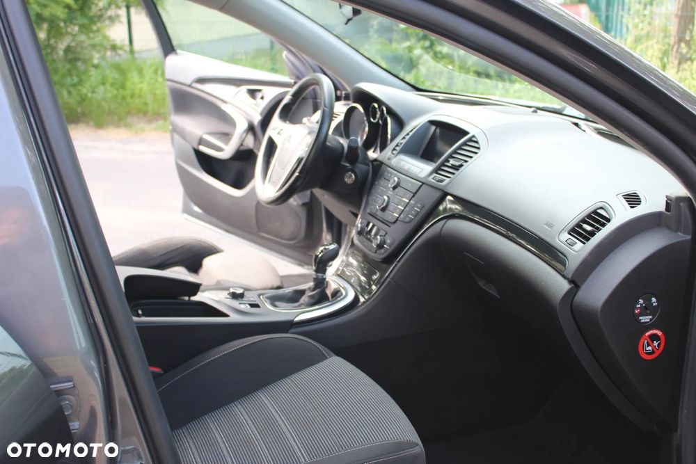 Opel Insignia 1.6 T Sport - 9