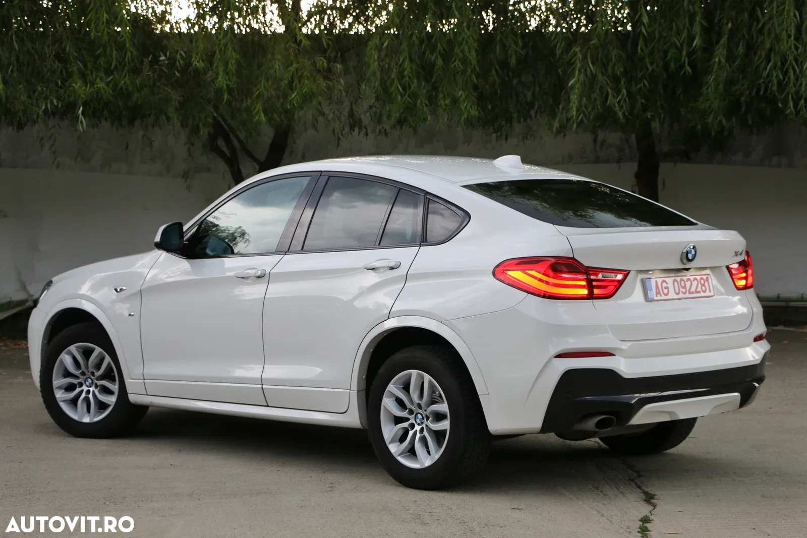 BMW X4 xDrive20d - 14