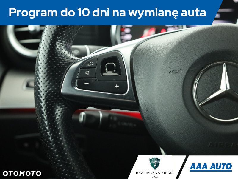 Mercedes-Benz Klasa E - 19